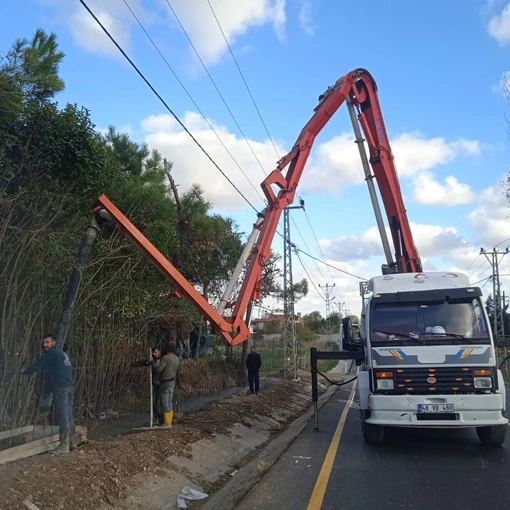 İstanbul Kiralık Beton Pompası ile İnşaat Projelerinde Zaman ve Maliyet Tasarrufu